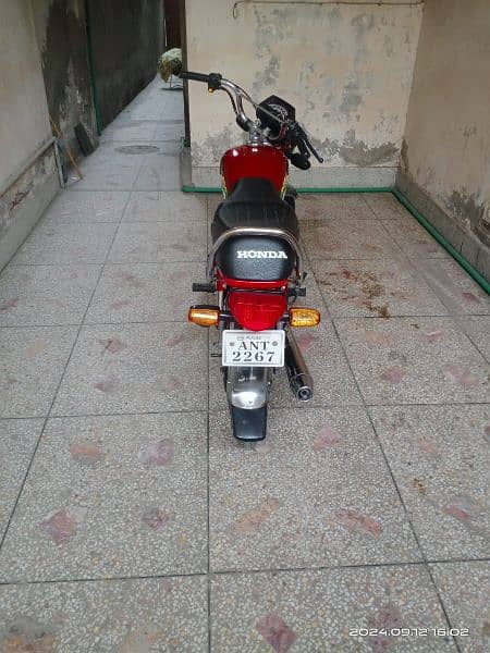 Honda CD 70 2023 Model RED Colour 12