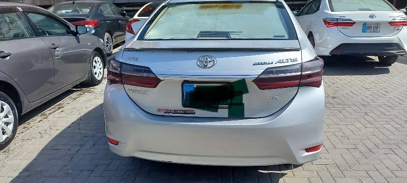 Toyota Corolla Altis 2017 1