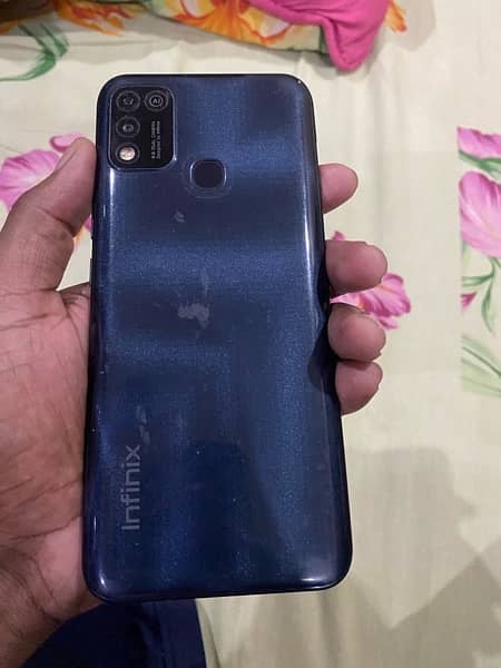 infinix hot 11 play 4 or 64 3