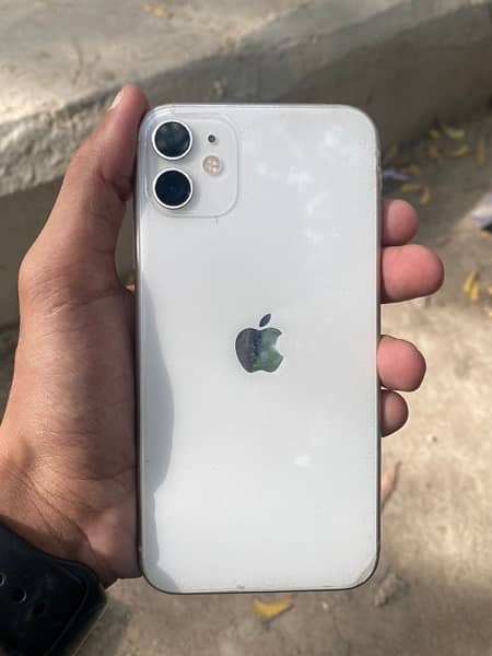 Iphone 11 64gb factory unlock. 9/10 1