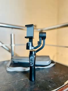 Zhiyun Smooth-Q mobile gimble