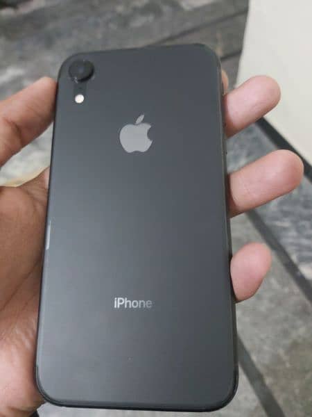 iphone xr 89 battery health new condition 64gb 3