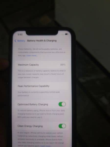 iphone xr 89 battery health new condition 64gb 6