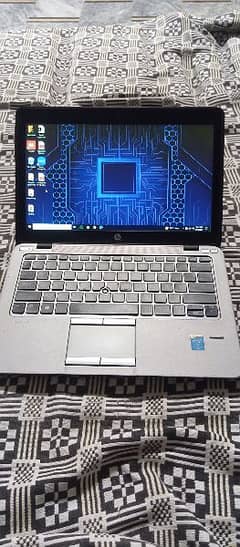 Hp Elite book 820 0