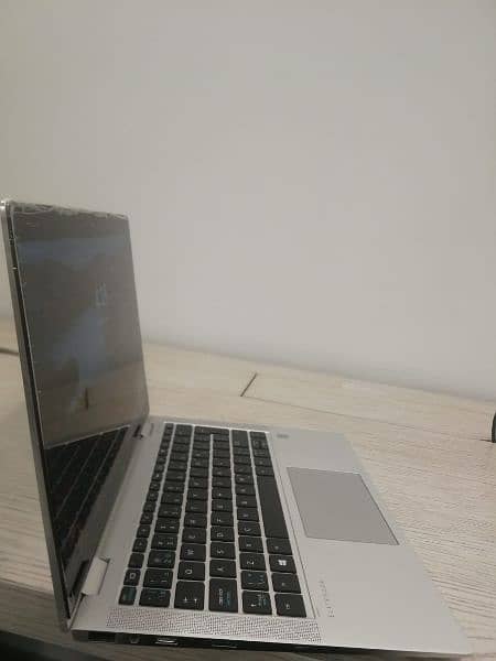 Hp1030G3 new laptop with 8gb ram 512 ssd 1