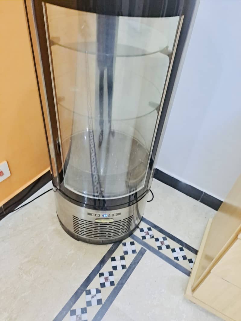 TcCool Refrigerator Sale in Good Condition 4