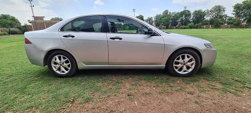 Honda Accord 2003 12