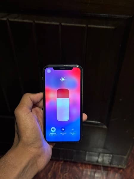 iphone 11 pro ( Factory Unlock ) 6