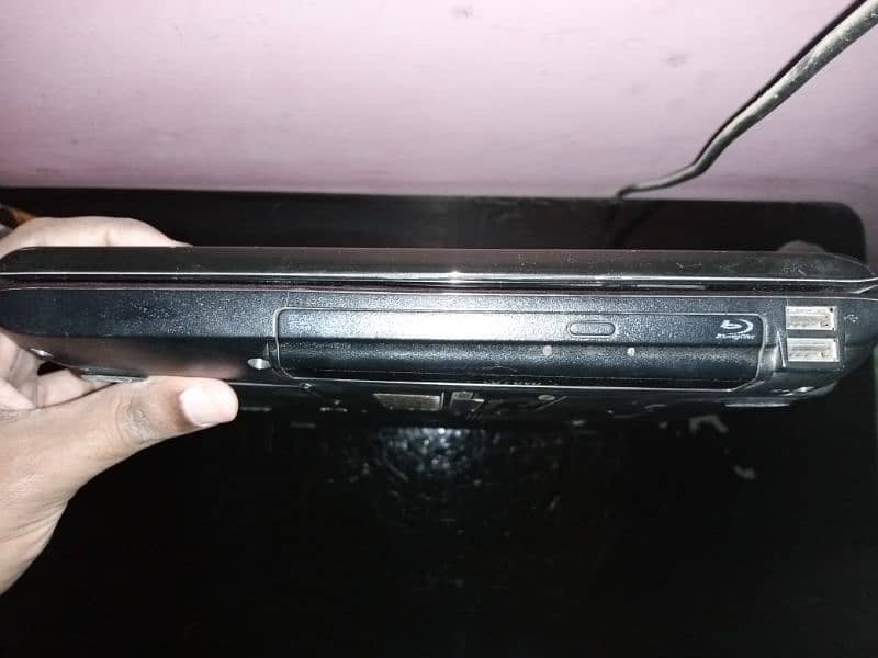 Samsung R580 Laptop 2