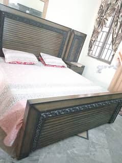 Bed + side table + dressing very neat and good condition