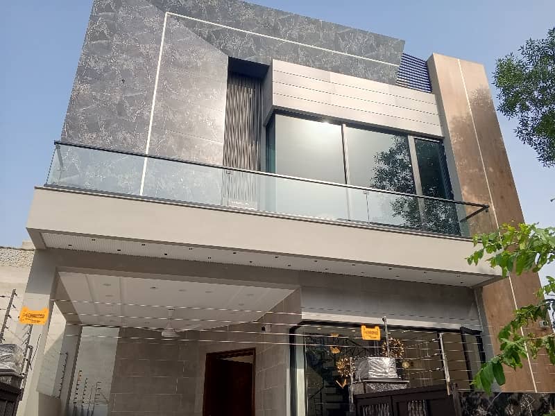 5 MARLA IDEAL LOCATION BRAND NEW HOUSE FOR SALE IN DHA RAHBAR PHASE 2 0