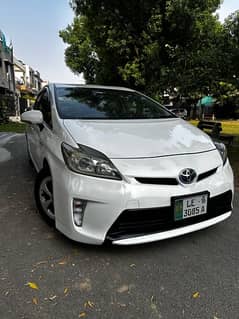 Toyota Prius 2013 S cruisetonic