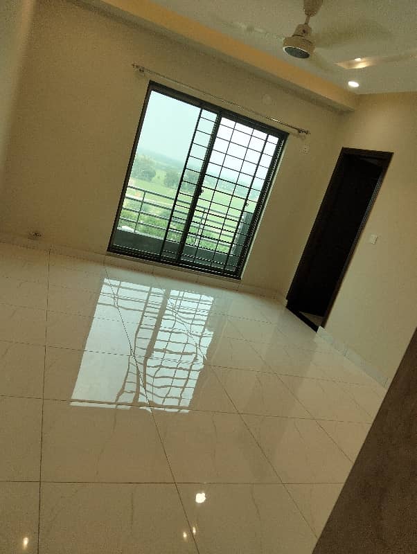 Brand New Luxury Flat Askari-X 9