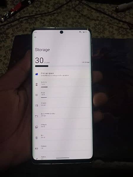 AQUOS R6 5g 8