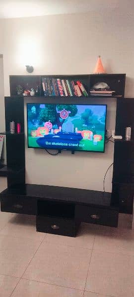 Tv console with Book Selve and Storage Boxes (Complete set) 0