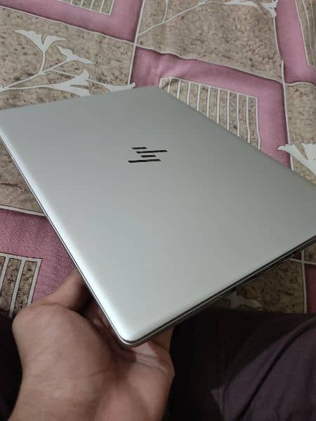 HP Elitebook 830 G6 (16/512) 5