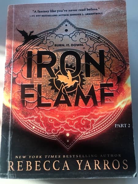 Iron flame/Part 1 & 2. Author Rebecca Yarros 0