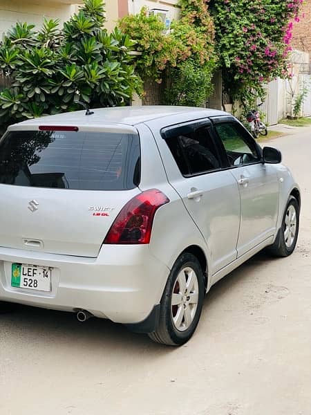 Suzuki Swift 2014 Dlx 10