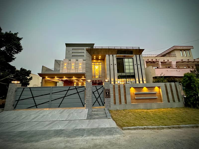 20 Marla Ultra Modern Brand New Modren House For Sale In Wapda Town Main 40 ft Road Hot Location 1