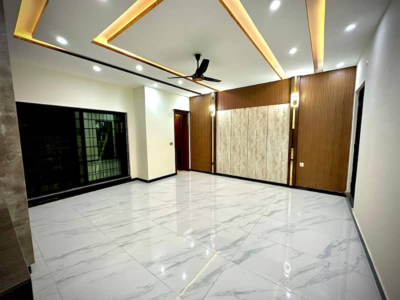 20 Marla Ultra Modern Brand New Modren House For Sale In Wapda Town Main 40 ft Road Hot Location 16