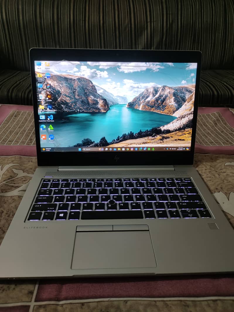 HP Elitebook 830 G6 (16/512) 1