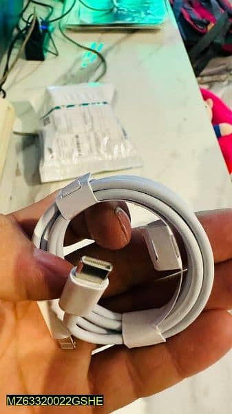 USB- C To lightening Cable 1M 0