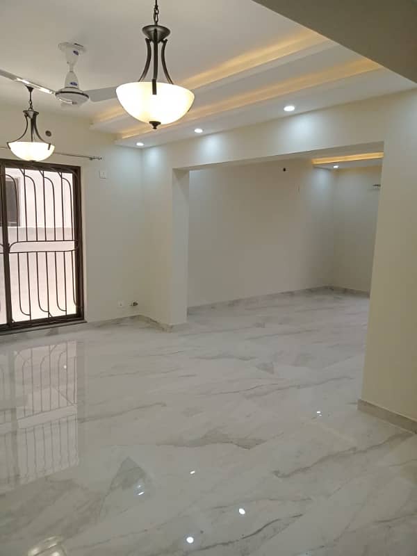 Brig House 5 Bedrooms For Rent Fully Tiled 8