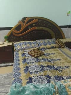 wooden bed nd dressing