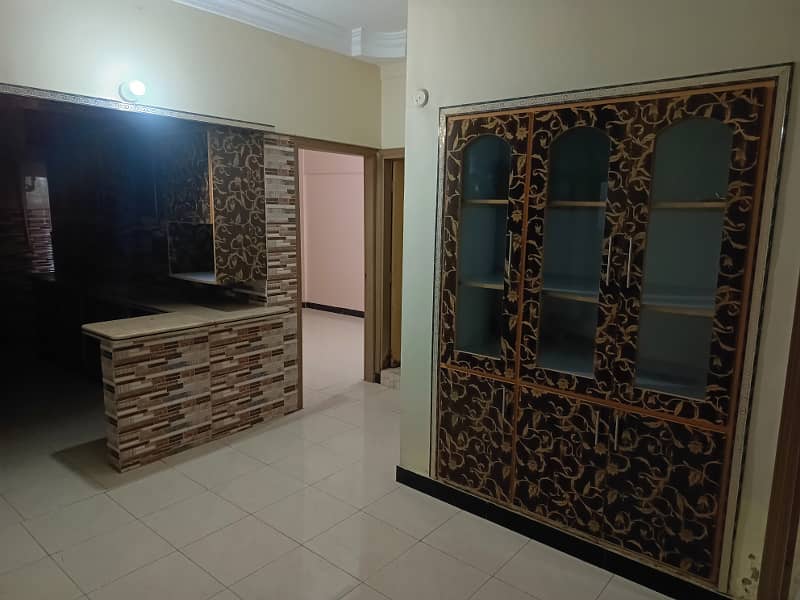 3 bed dd apartment in gray heights, Gulistan e jauhar block 12 9