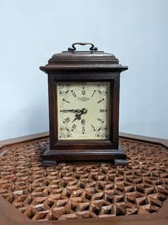 Antique Vintage wooden clock (quartz)