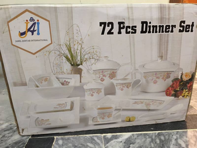 72 Piece Dinner Set 1