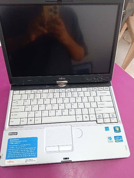 Fujitsu Laptop Core i5 2