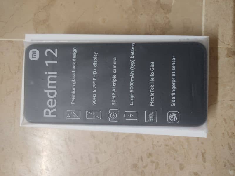 Redmi 12  8/128 3