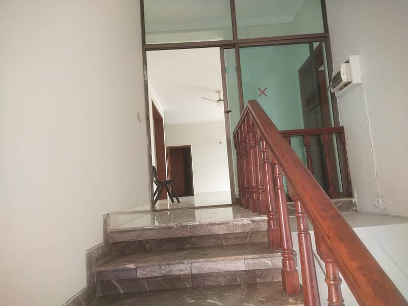 2 Kanal upper portion 3beds tv lounge drawing room separate gate Available for rent in DHA Phase 1 36