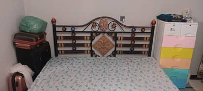 iron bed with metress