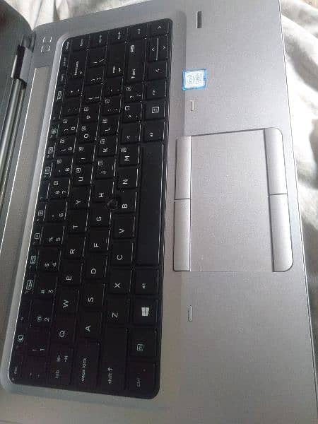 HP  probook 640 G3 0