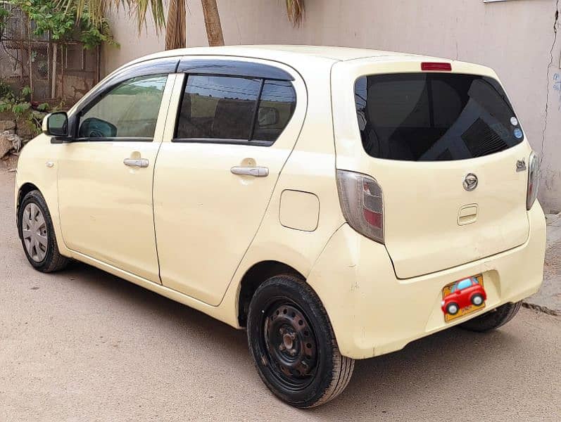 Daihatsu Mira 2011 1