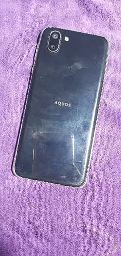 Aquos R2 4/64