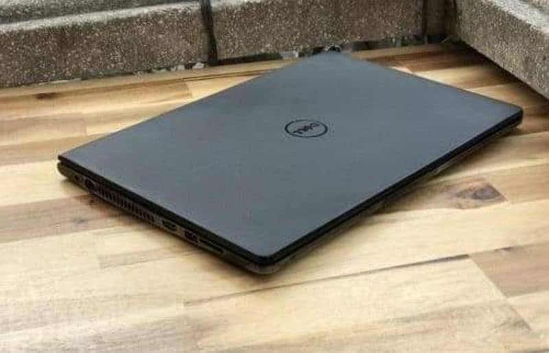 Dell Insipiron TouchScreen Core i5 7th Generation 8GB Ram DDR4 1