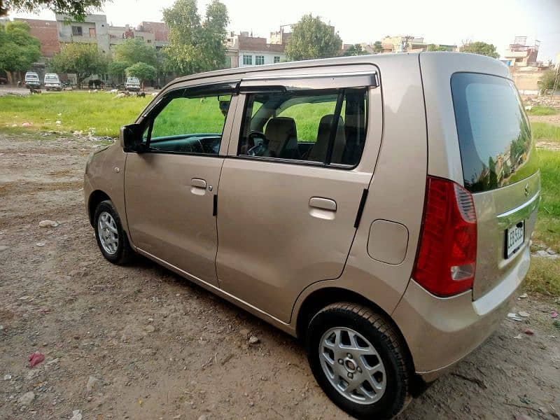 Suzuki Wagon R 2018 4