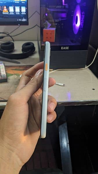 Google Pixel 4A 4g (Panel Broken) 2