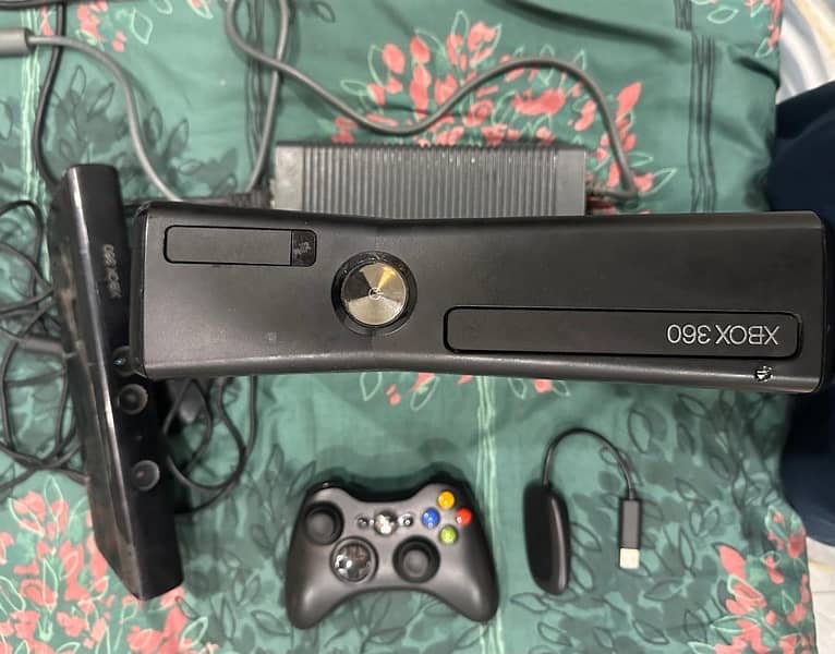 xbox 360 slim Jtag with kinect for sale 1