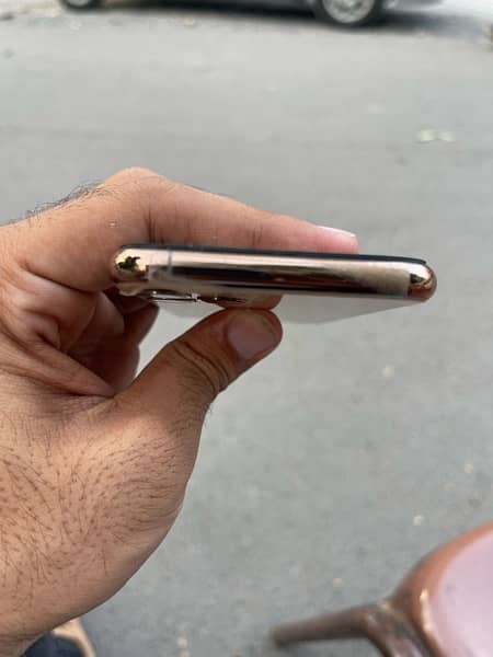 Iphone 11 Pro | Official PTA Approved | Condition 10/10 3