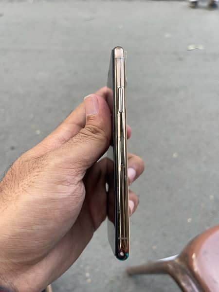 Iphone 11 Pro | Official PTA Approved | Condition 10/10 4