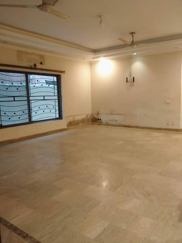 1 KANAL FULL HOUSE FOR RENT JOHAR TOWN PHASE 2 7