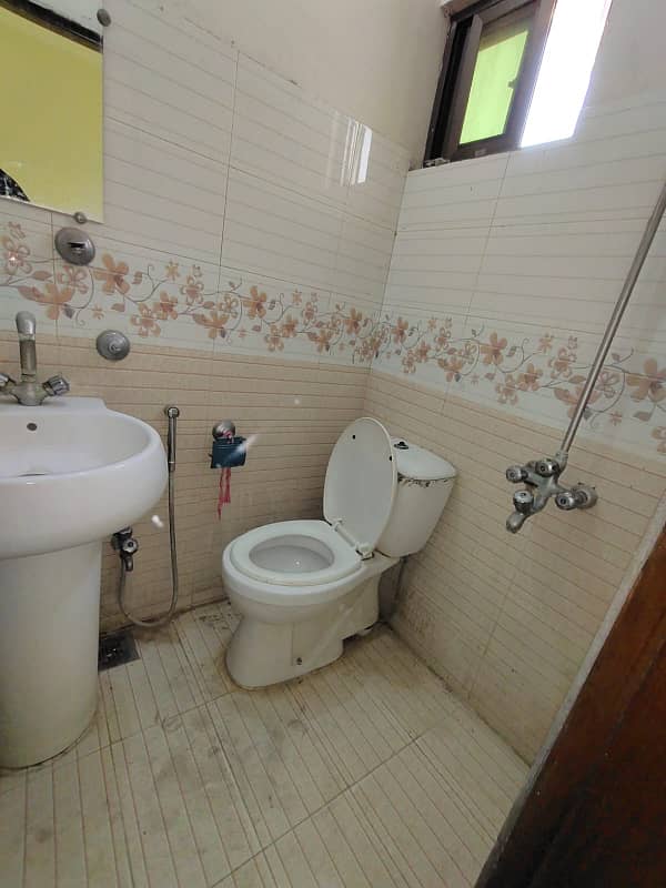 3 marla house for sale, Lahore medical housing scheme phase 2 main canal road Lahore 8