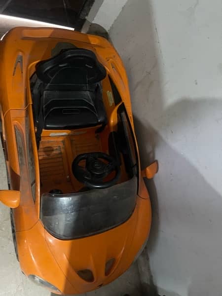 good condition battery car for children 3