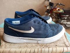 Original NIKE Sneakers