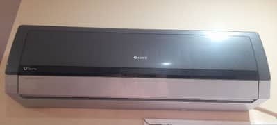 Gree inverter bilkul bhtreen condition like new