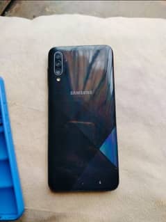 Samsung a30s only pannel change Baki battery time Good